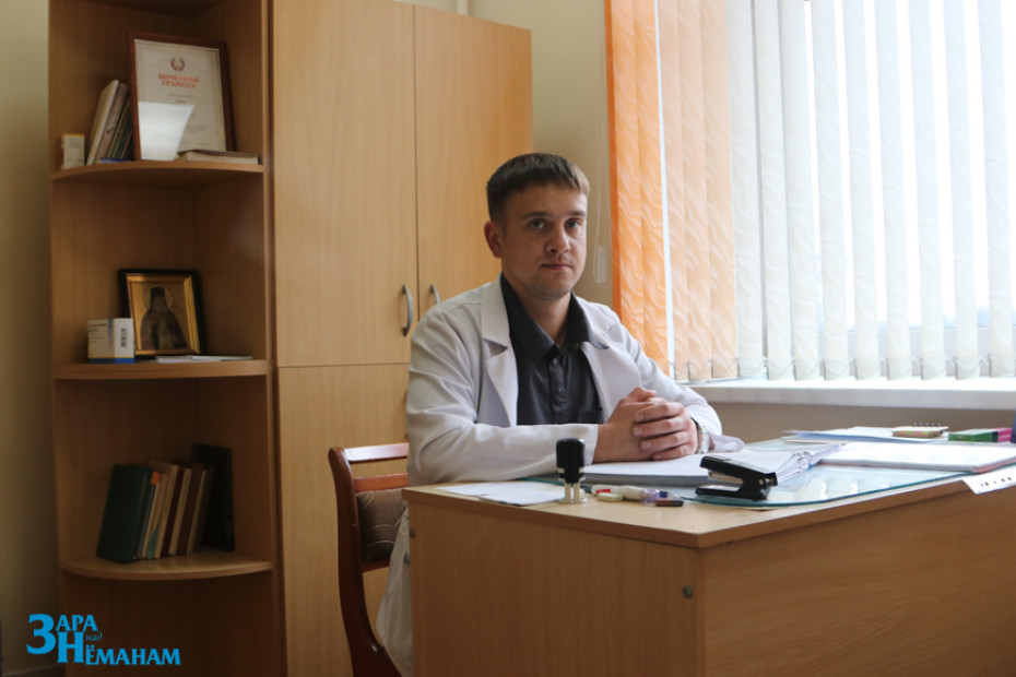 «У хирурга должны быть «поставлены» руки» – считает заведующий хирургическим отделением Мостовской цетральной раонной больницы Сергей Поясов